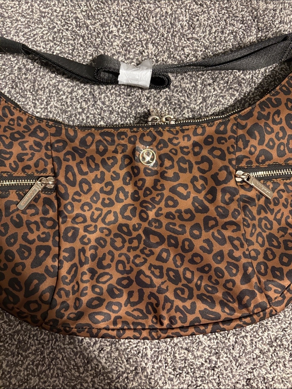 Lululemon Slouchy Sling Bag 6L *Leopard - Picture 3 of 5